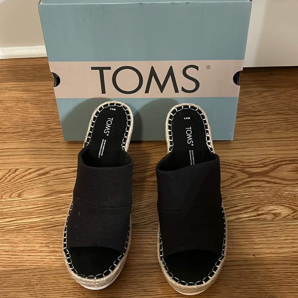 Brand new black Toms wedges